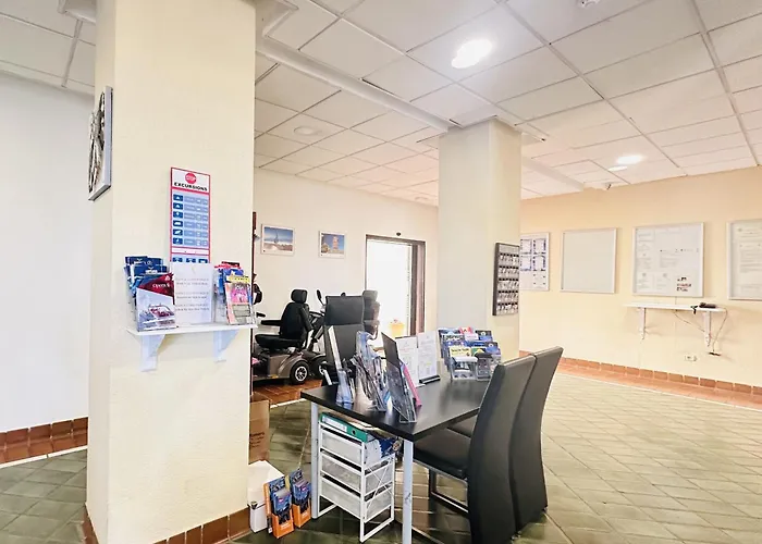 Pacific Harbor Pool View Apartment Los Cristianos (Tenerife)